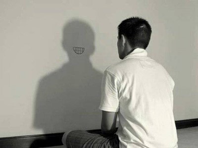 Thường xuyên nói chuyện một mình? Nghiên cứu chỉ ra bạn thông minh hơn người khác rất nhiều