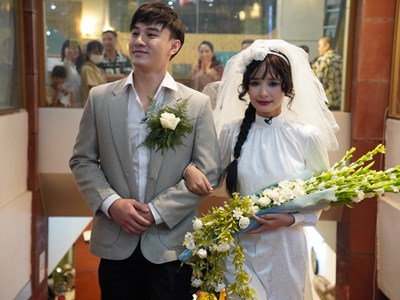  Nghệ thuật tỏa sáng cùng tình yêu và phái đẹp