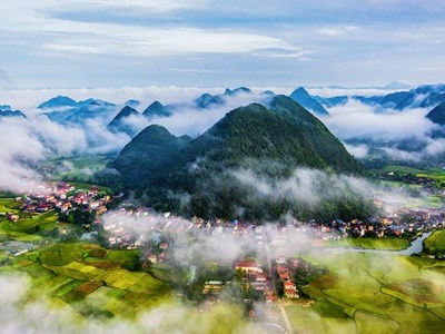  Lạng Sơn bứt phá từ du lịch thám hiểm hang động