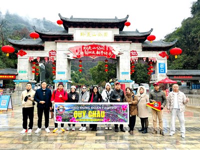 Thúc đẩy trao đổi khách hai chiều