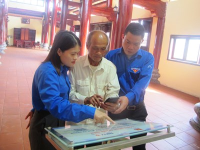  Đến với phong trào “bình dân học vụ số”