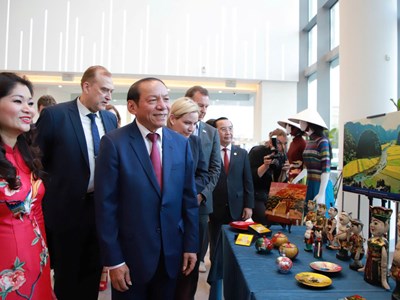 Phải đầu tư xứng đáng cho văn hóa