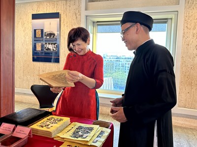 Vận động công nhận tranh dân gian Đông Hồ là di sản văn hóa thế giới