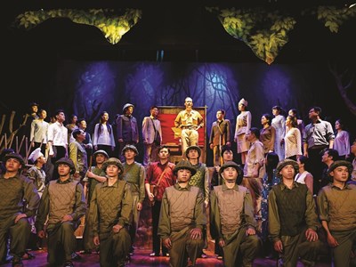 Cả nước hòa chung bản giao hưởng “Mùa xuân thống nhất”