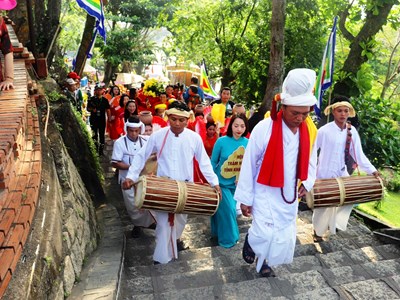Điểm đến thu hút đông đảo người dân, du khách