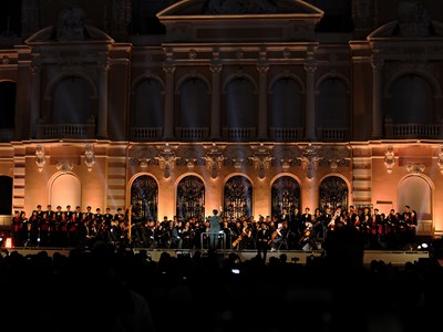  Dấu ấn tháng Tư và bản hòa ca nghệ thuật đô thị