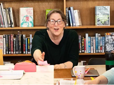 Vương quốc Anh ra mắt nền tảng văn học cho tầng lớp lao động