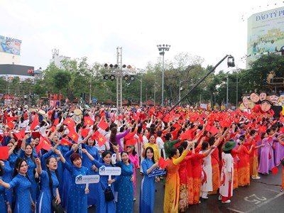  Gìn giữ bản sắc, tạo dấu ấn riêng