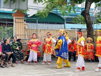  Giữ hồn tuồng, giữ nếp làng