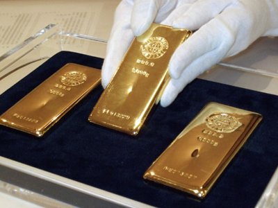 Người Nhật đổ xô mua vàng giữa lo ngại kinh tế toàn cầu suy thoái