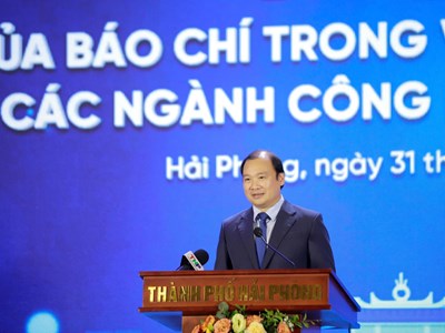 Báo chí phải góp phần nâng cao trình độ thụ hưởng của công chúng