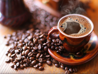 Phụ nữ uống cà phê điều độ có thể lão hóa khoẻ mạnh hơn