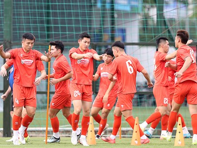  Vượt khó tại “chảo lửa” Bukit Jalil