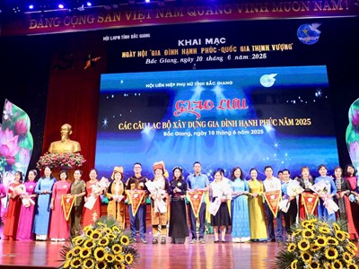  Ấm áp ngày hội gia đình hạnh phúc