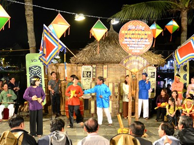 Giữ lại thanh âm xứ sở