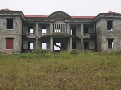 Lãng phí kép khó chấp nhận