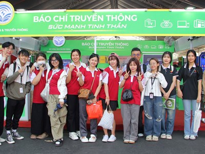  Nhà báo trẻ và bản lĩnh chọn lọc