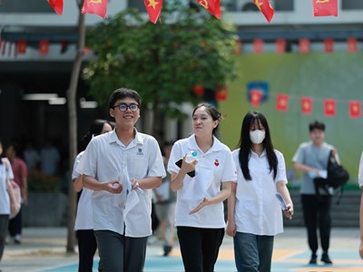 Kỳ thi của khát vọng mới