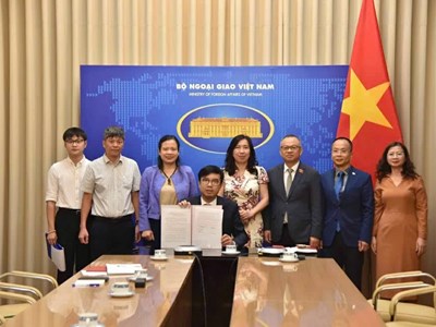 Báo Thế giới và Việt Nam “bắt tay chiến lược” với The Colombo Times - điểm nhấn mới trong hợp tác báo chí quốc tế