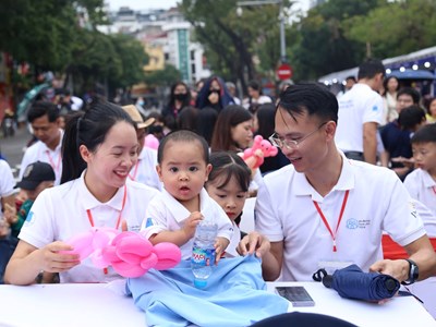 Giữ lửa yêu thương giữa thời đại số