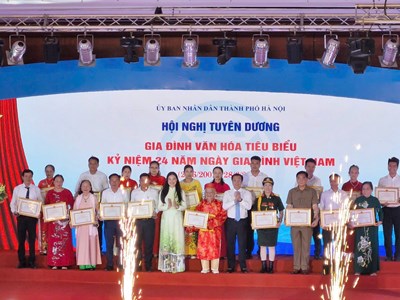 Vợ chồng tìm lại những yêu thương...