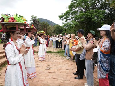 Cơ hội “vàng” để định hình lại bản đồ du lịch