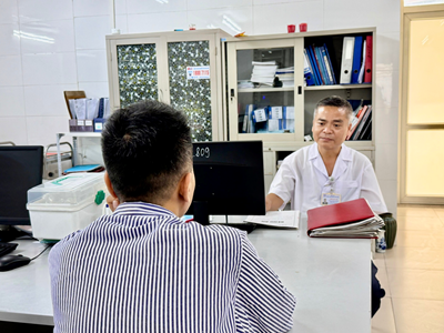  Mắc sốt rét ngoại lai sau khi từ Cameroon trở về