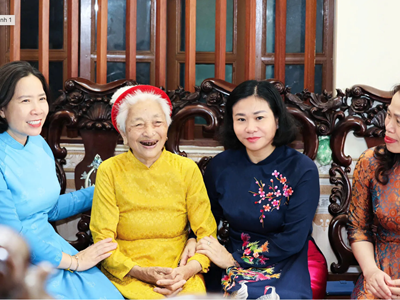 Ngọn lửa tri ân thắp sáng đạo lý dân tộc