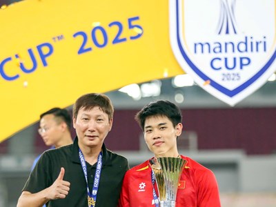 Hành trình từ vực sâu kỷ luật đến đỉnh cao Đông Nam Á