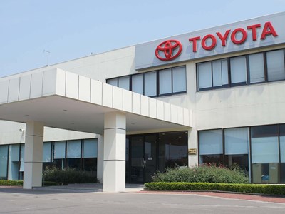 Toyota giữ ngôi vương doanh số toàn cầu năm thứ 6 liên tiếp