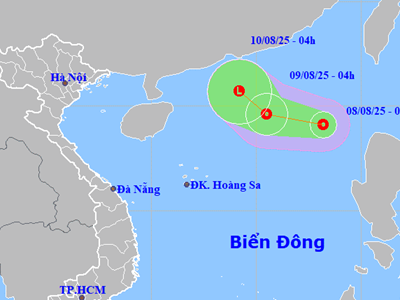 Áp thấp nhiệt đới gây biển động mạnh trên Biển Đông