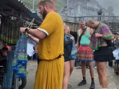 Chấm dứt ngay hiện tượng lệch chuẩn với văn hóa bản địa