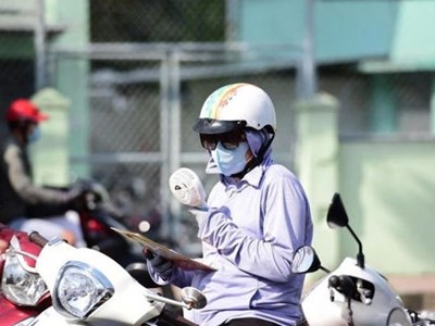  Đất liền nắng, Biển Đông áp thấp gây mưa dông