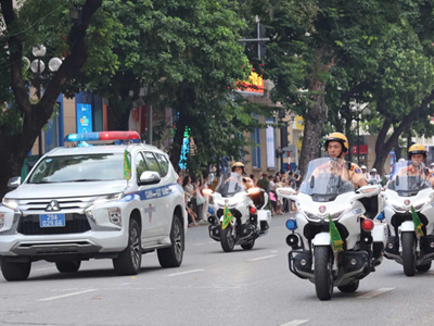 Hà Nội phân luồng giao thông phục vụ Chương trình “Tự hào là người Việt Nam“