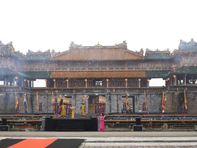 Từ Ngọ Môn đến Ba Đình lịch sử