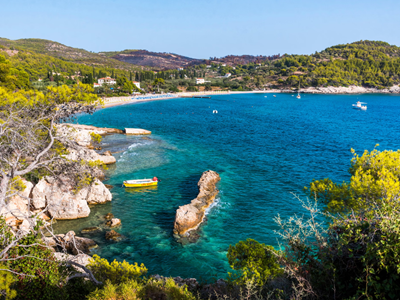 Một nửa người Hy Lạp không thể đi du lịch hè vì thu nhập thấp