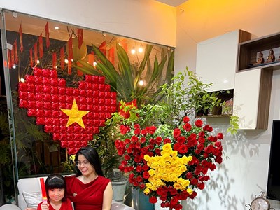 Tự hào Tổ quốc từ những điều bình dị