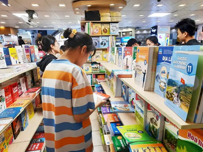 Học sinh sẽ sử dụng một bộ sách giáo khoa thống nhất toàn quốc từ 2026
