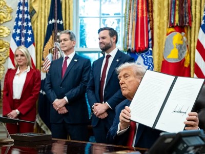 Tổng thống Trump ký sắc lệnh phê duyệt thương vụ TikTok Mỹ, định giá 14 tỉ USD