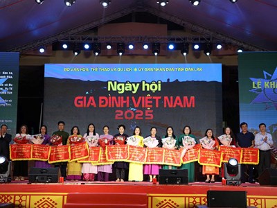 Chìa khóa mở cánh cửa đất nước phồn vinh