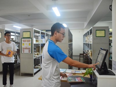 Những trụ cột “giữ lửa” văn hóa đọc