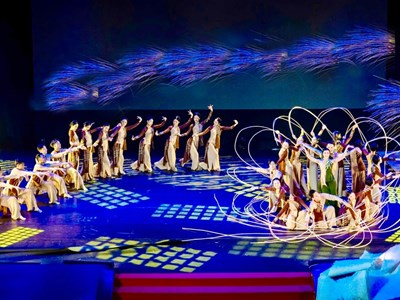 Hài hòa trí tuệ công nghệ và tâm hồn văn hóa Việt