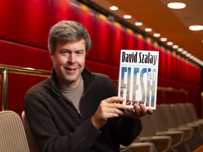 Tác giả người Anh gốc Hungary David Szalay giành giải Booker 2025