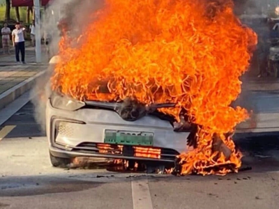 Tại sao chữa cháy xe điện lại khó hơn xe xăng?