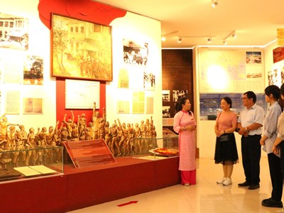  Phát huy hơn nữa giá trị di sản về Chủ tịch Hồ Chí Minh trong hoạt động du lịch