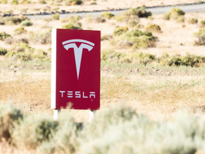 Tesla thu hồi 10.500 hệ thống pin Powerwall 2 tại Mỹ vì nguy cơ cháy nổ