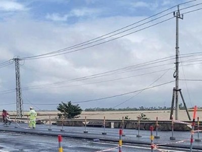 Trung Bộ gồng mình thông tuyến sau lũ