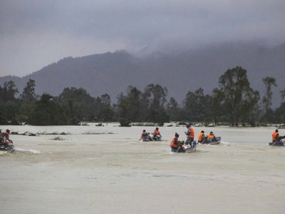  Khắc phục hậu quả mưa lũ với nỗ lực cao nhất