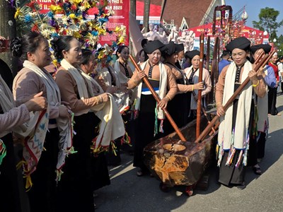  Giữ hồn Đang Mường níu chân du khách