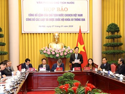 Hoàn thiện thiết chế tư pháp, hỗ trợ phục hồi doanh nghiệp